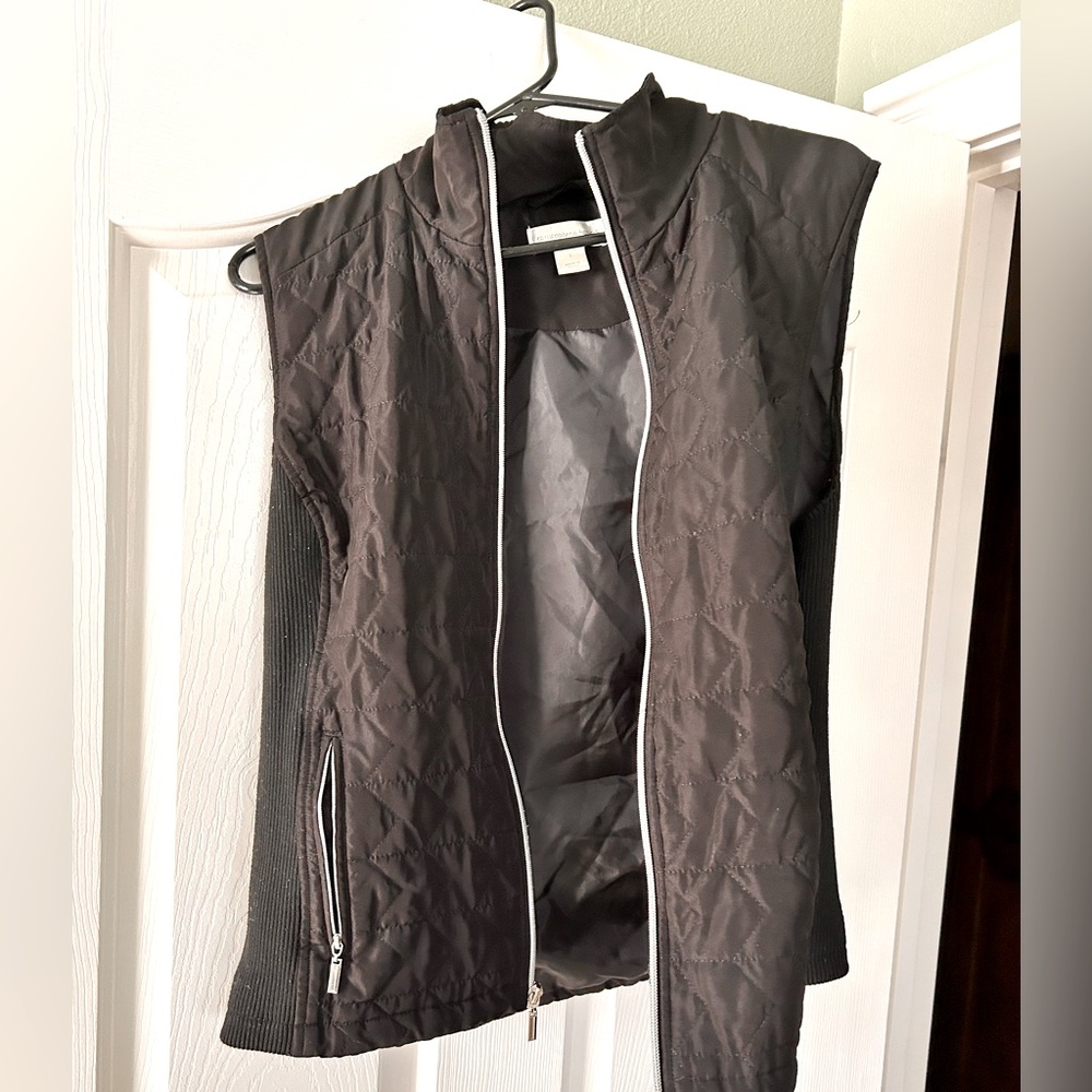 Women’s black vest
